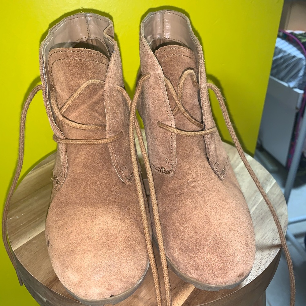 Brown wedges size 7